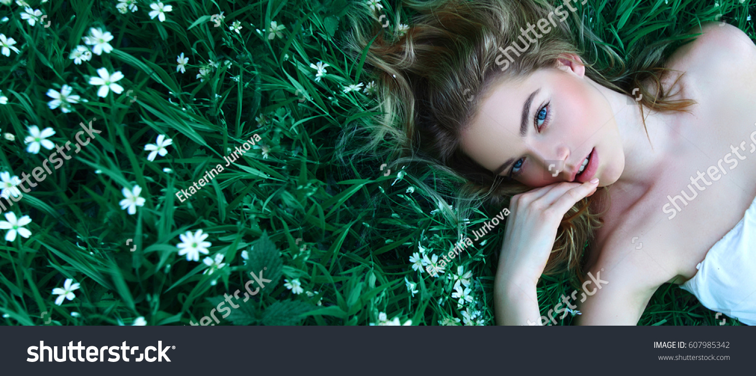 14,628 Blonde woman with flowers in her hair Images, Stock Photos ...