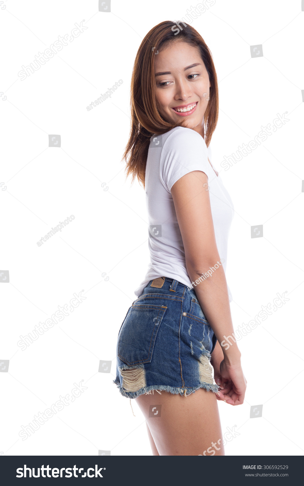 girl wearing short shirt