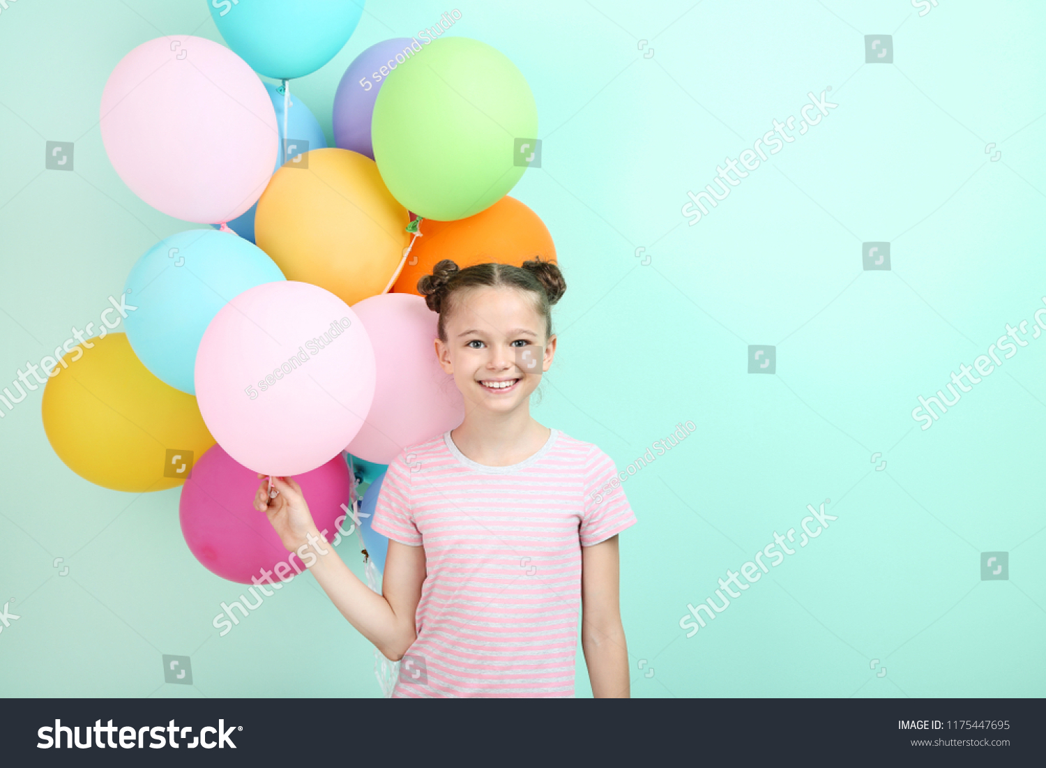 Balloonsgirl Images, Stock Photos & Vectors | Shutterstock