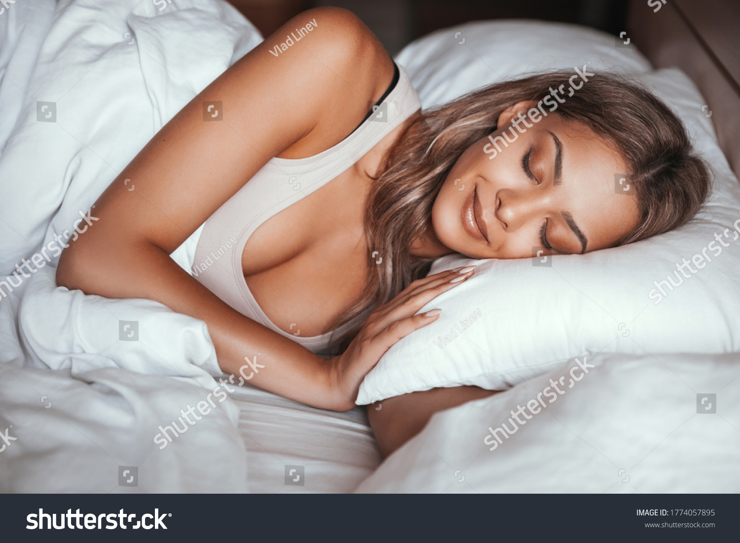 Sleepy girl - nude photos