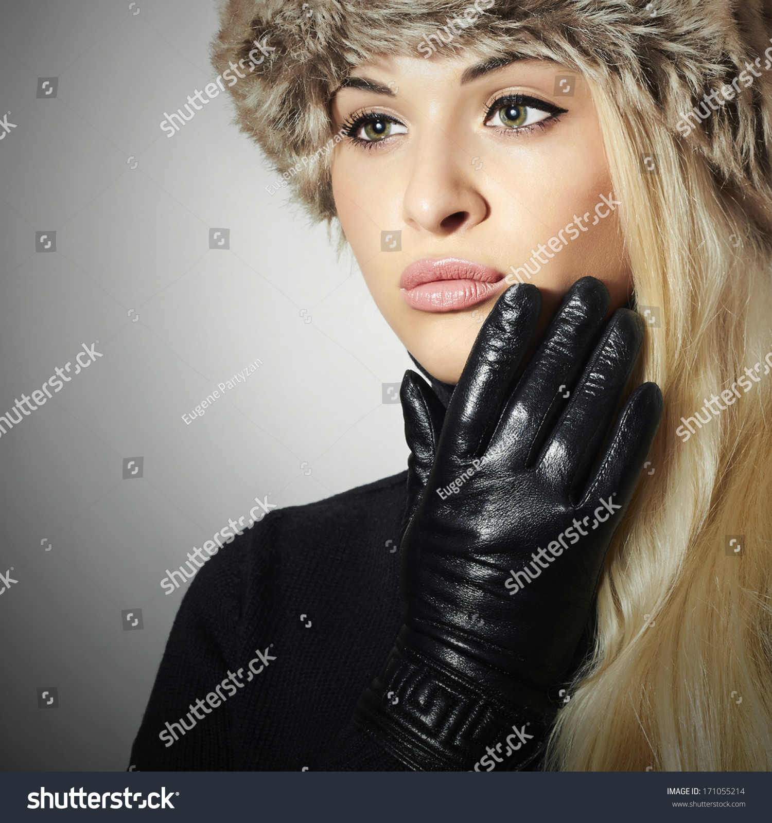 ladies in leather gloves