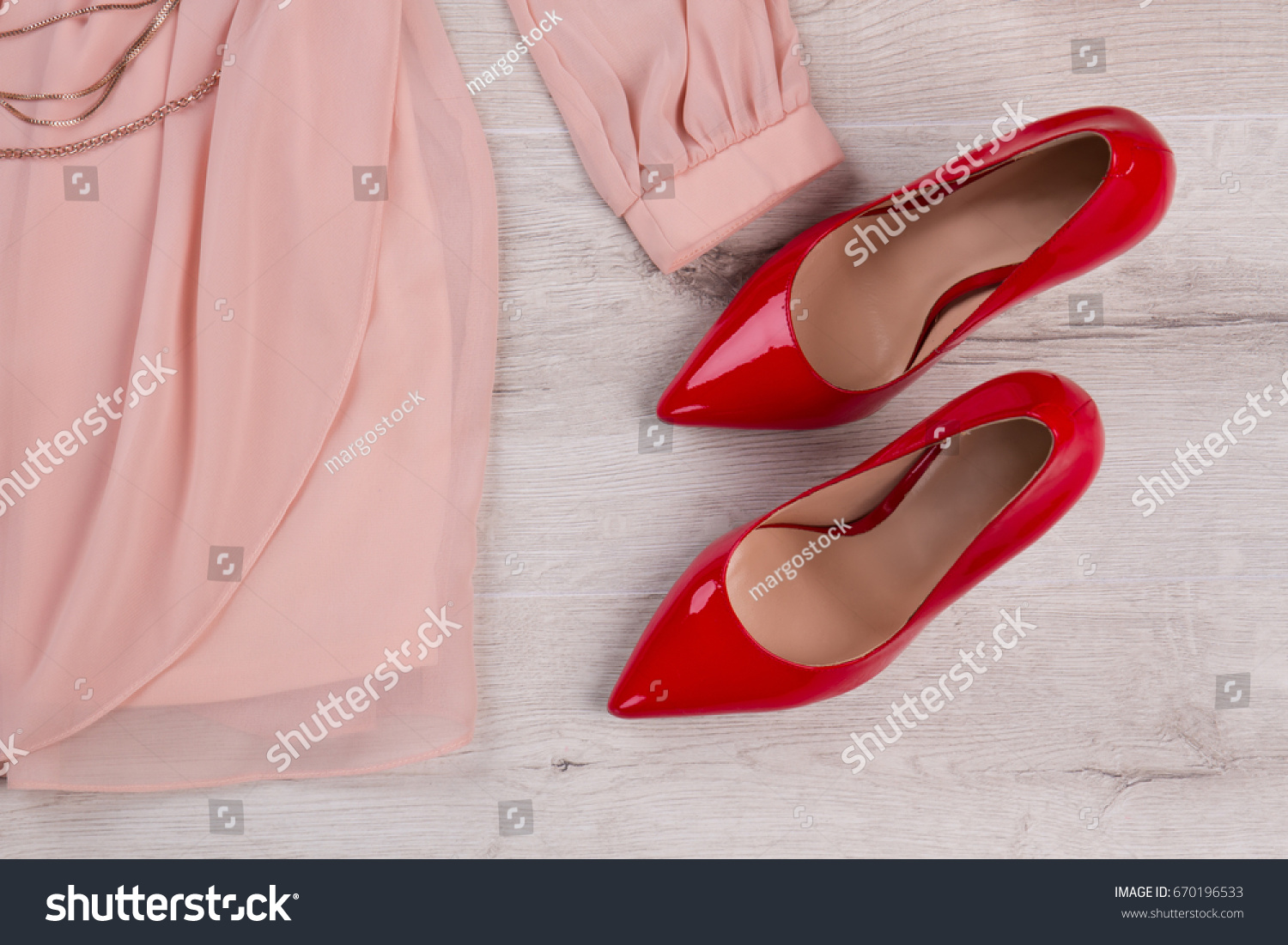 pink dress red shoes