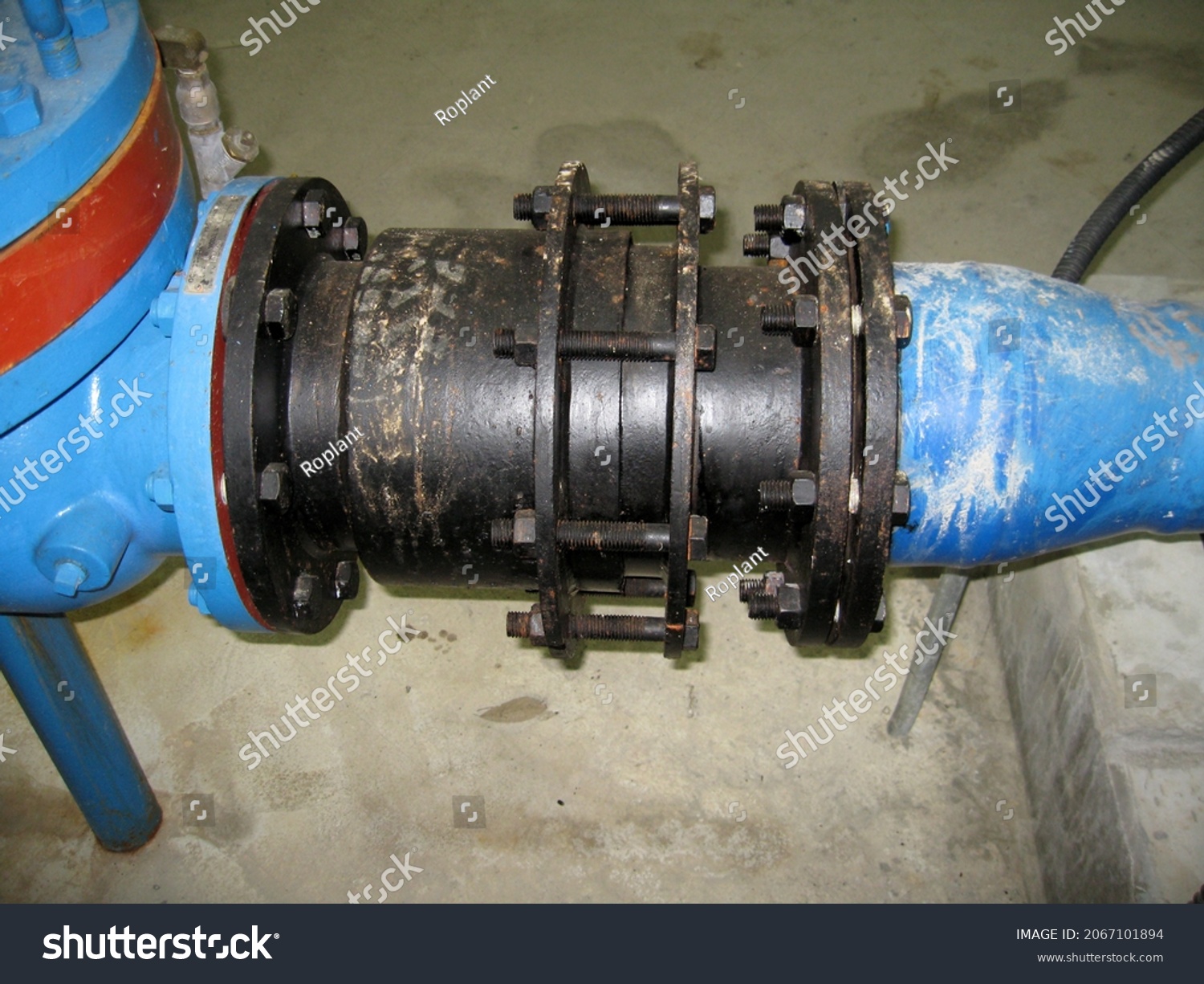 Bellows Type Expansion Joint Water Supply Stock Photo (edit Now) 2067101894