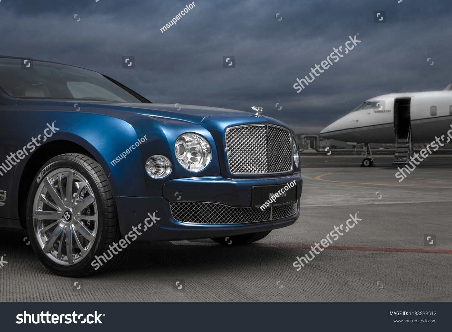 1,295 Black private jet Stock Photos, Images & Photography ...