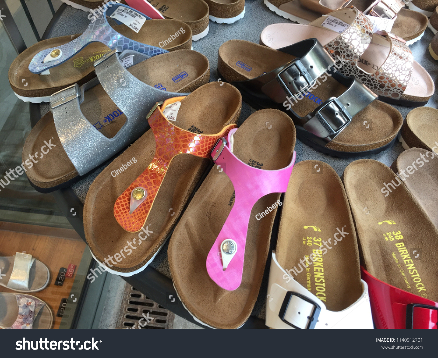 shoe stores that sell birkenstocks