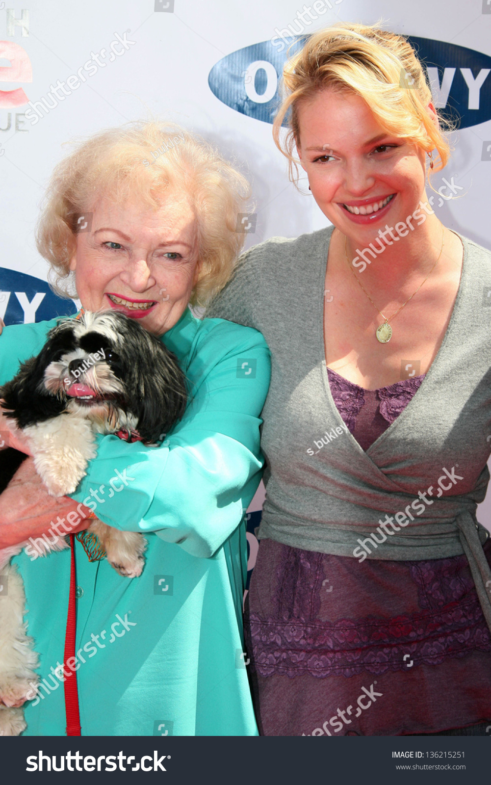 29. Betty White nude (58 foto and video), Tits, Is a cute, Feet, see through 2006 29. Betty White naked (16 foto and video), Topless, Is a cute, Feet, butt 2018