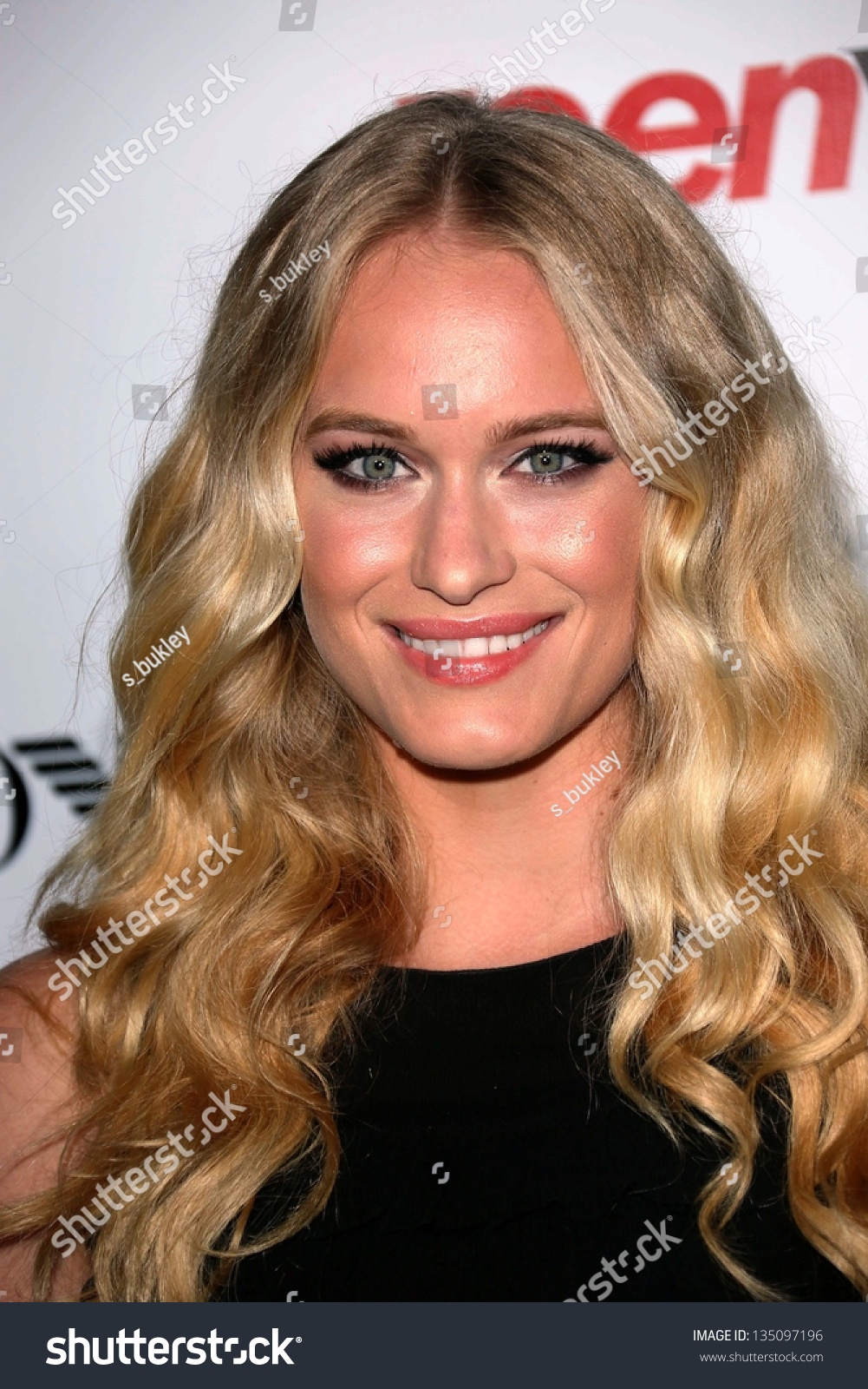 Young Leven Rambin nudes (38 foto and video), Ass, Is a cute, Selfie, braless 2017 Young Leven Rambin nudes (76 photos), Topless, Paparazzi, Twitter, see through 2015