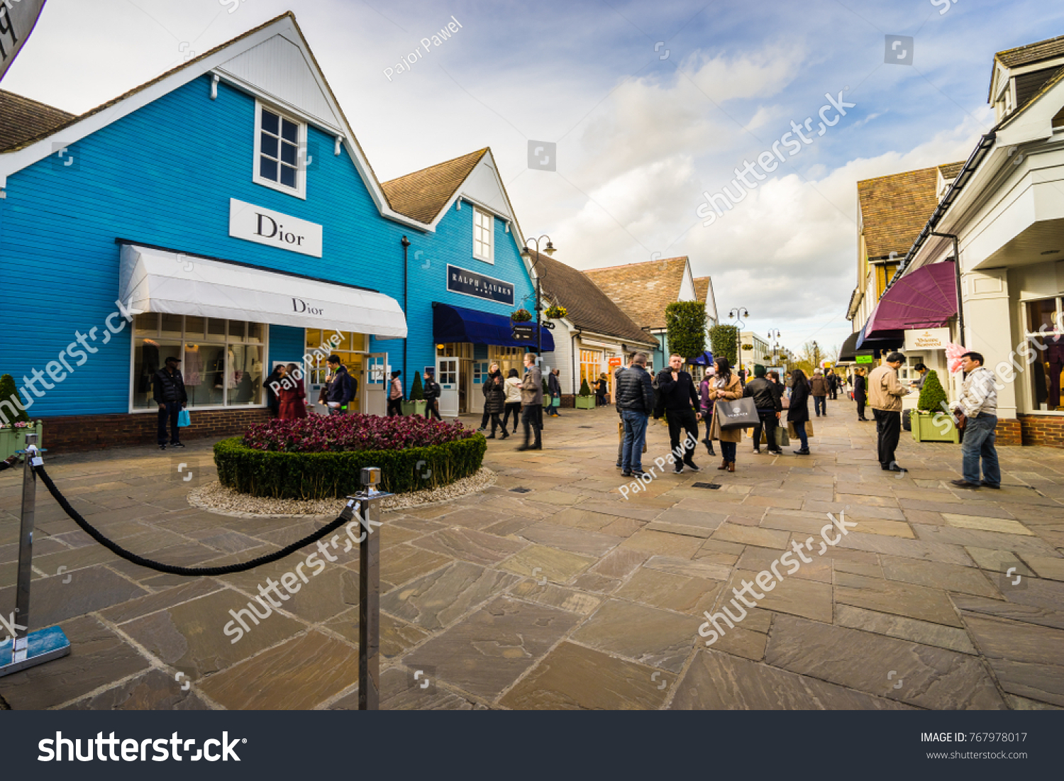 bicester village dior