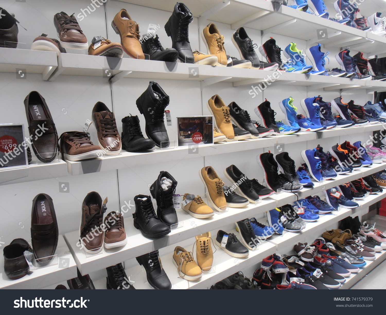 big bazaar offers shoes