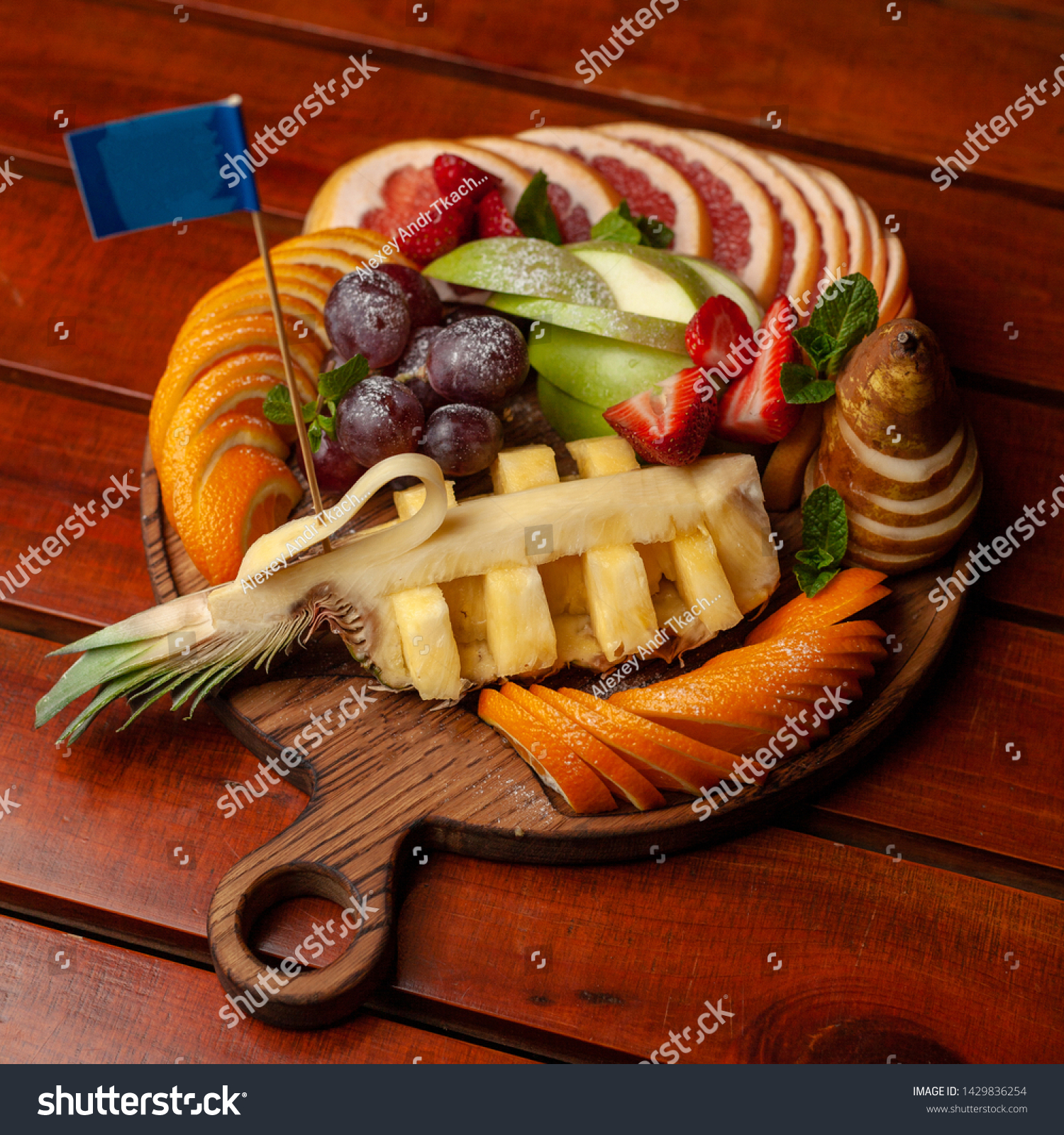 big fruit platter