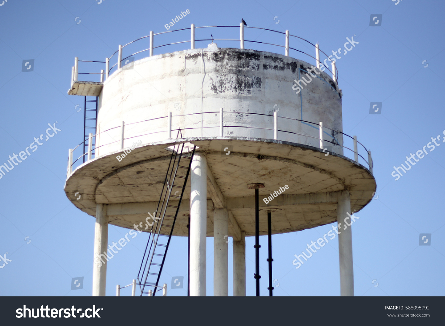 Big Water Tank Village Water Supply Stock Photo 588095792 - Shutterstock