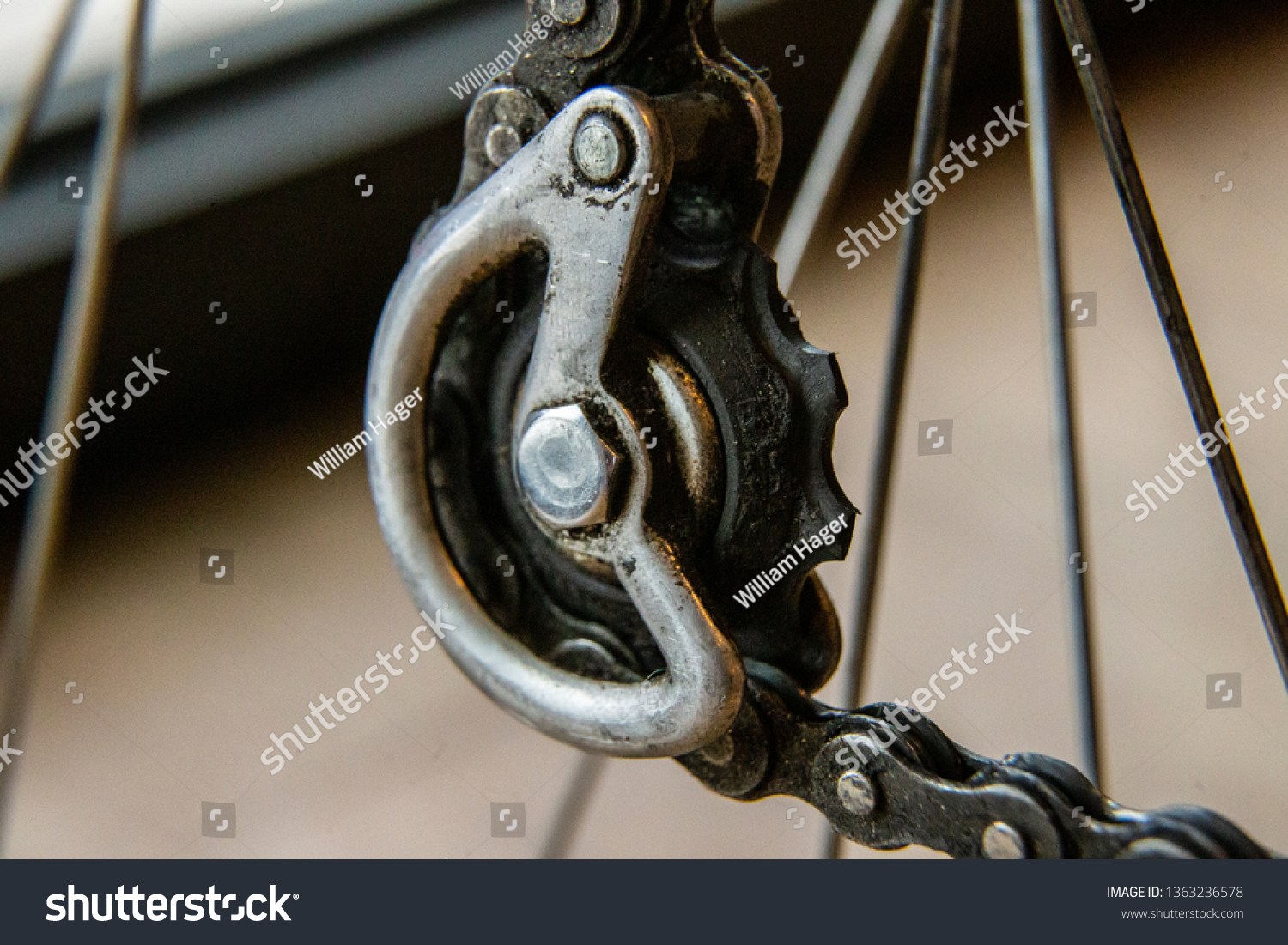 bike chain shifter