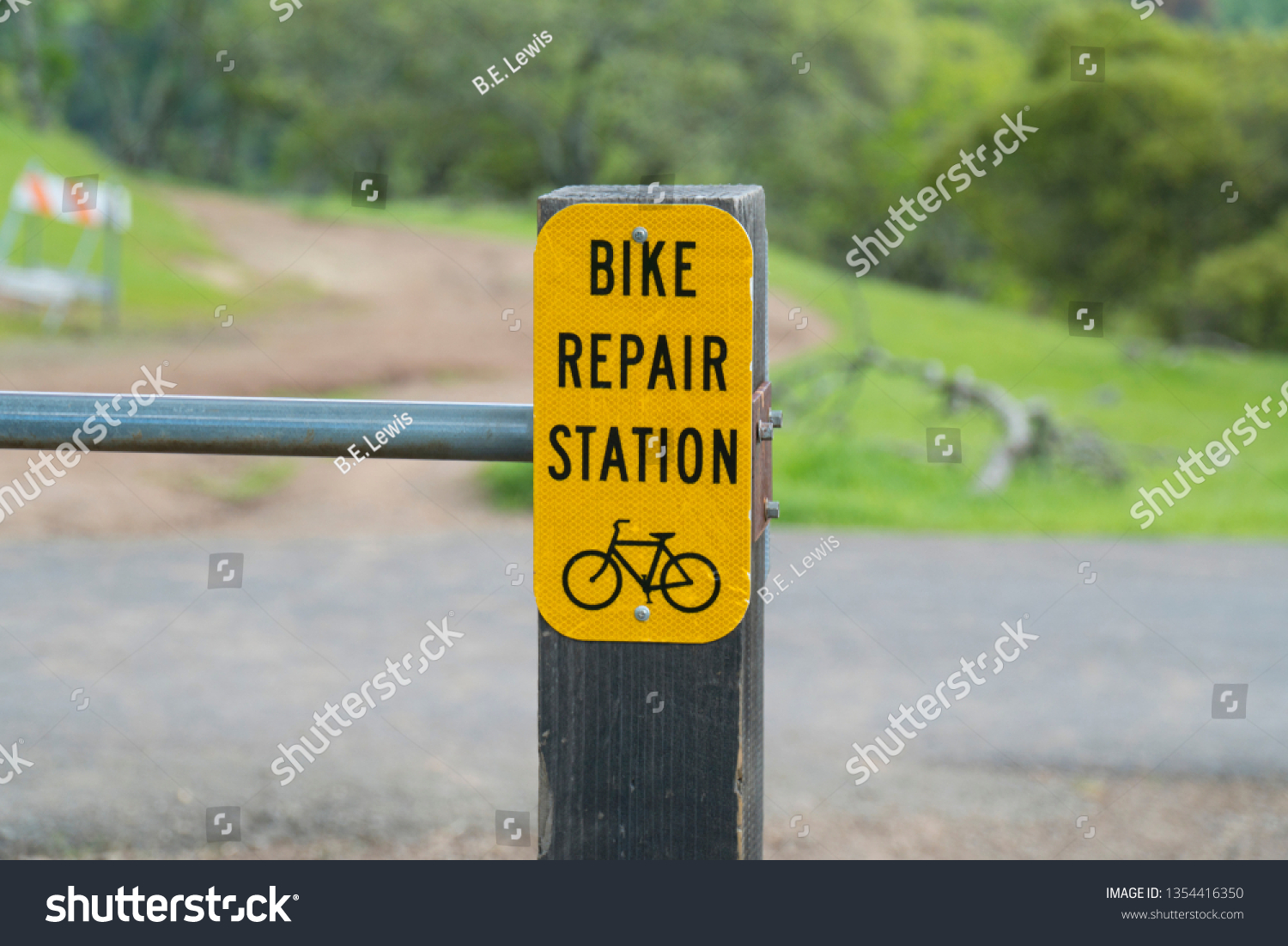 free bike repair station