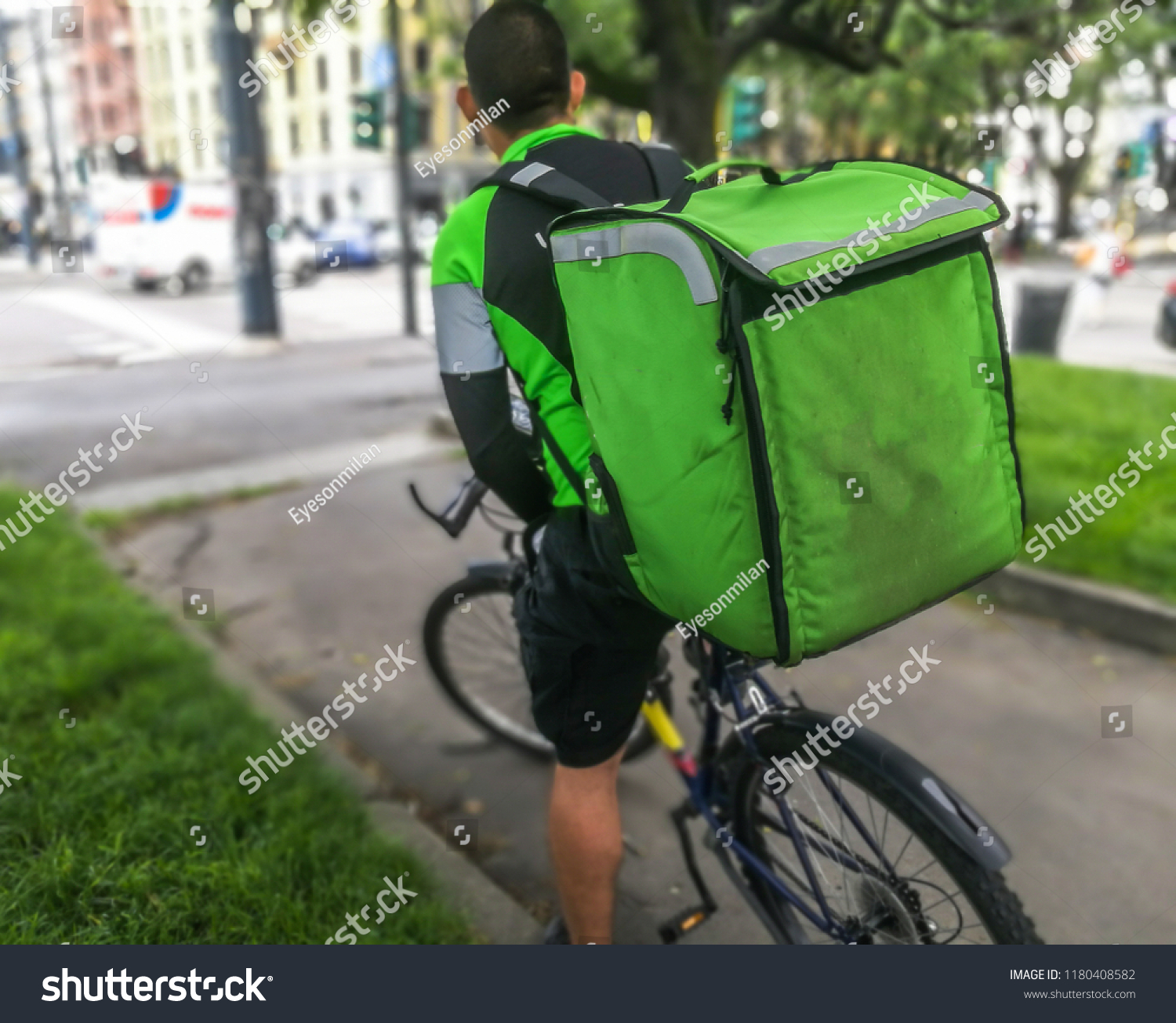 delivery biker