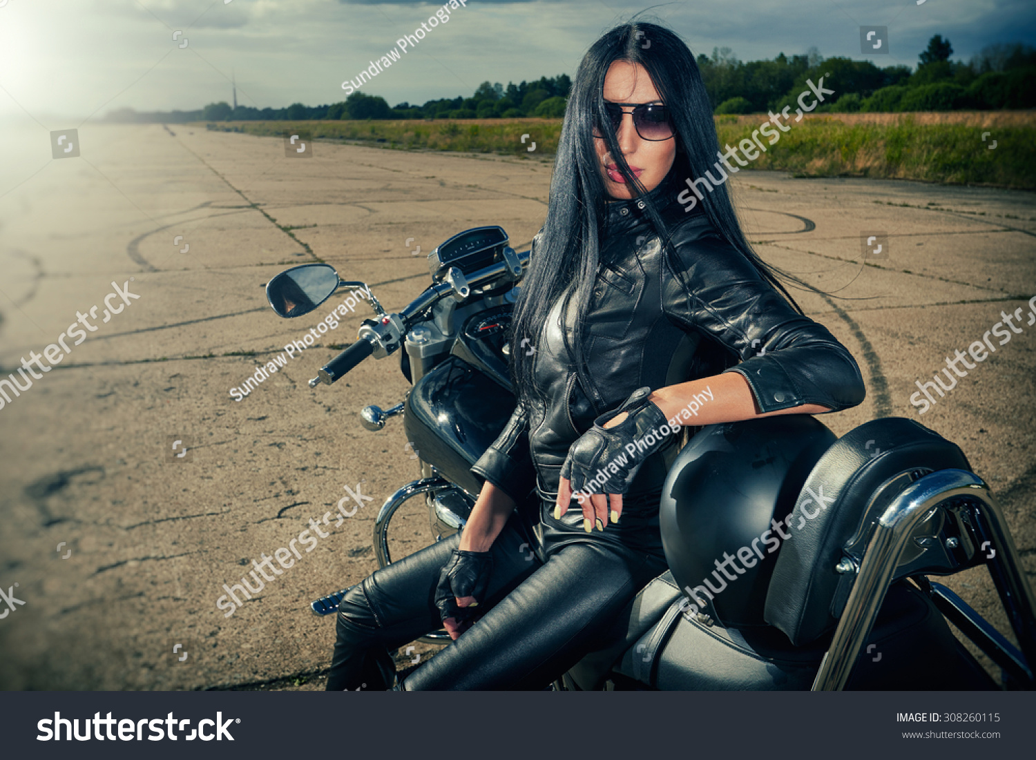 leather biker chicks