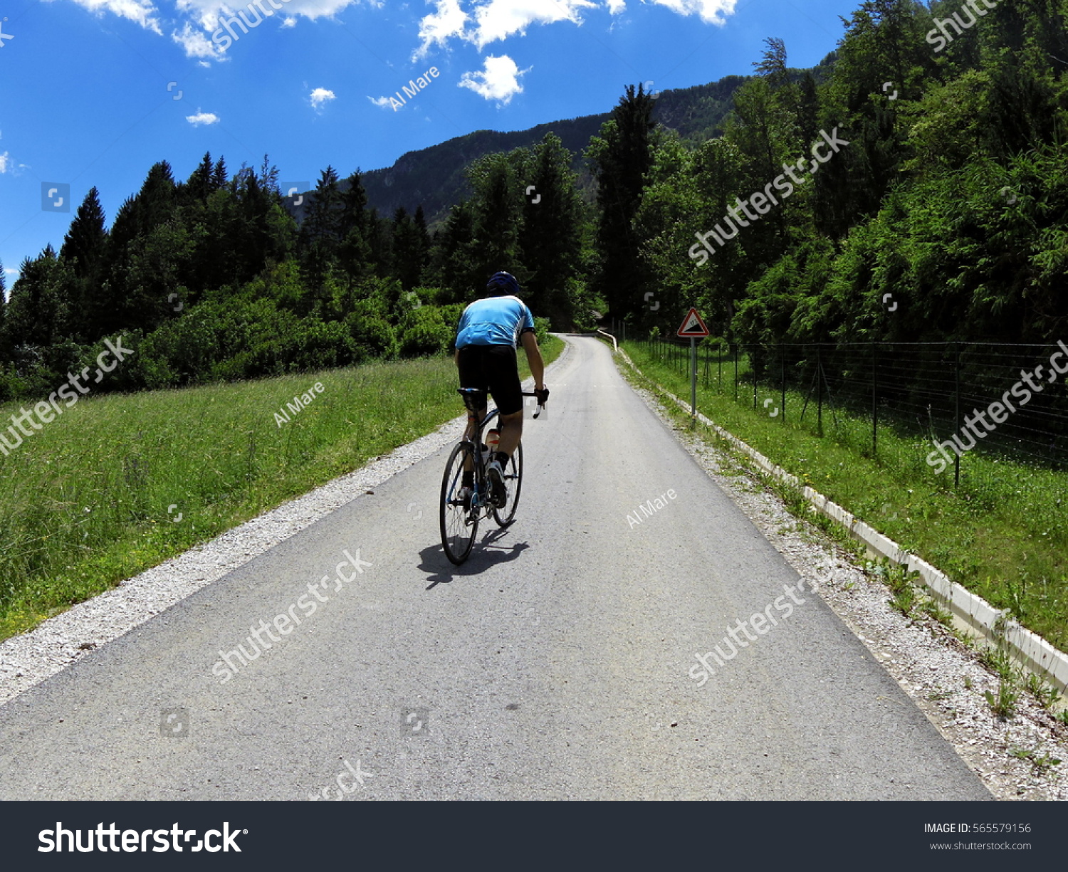 hills and mountains cycling