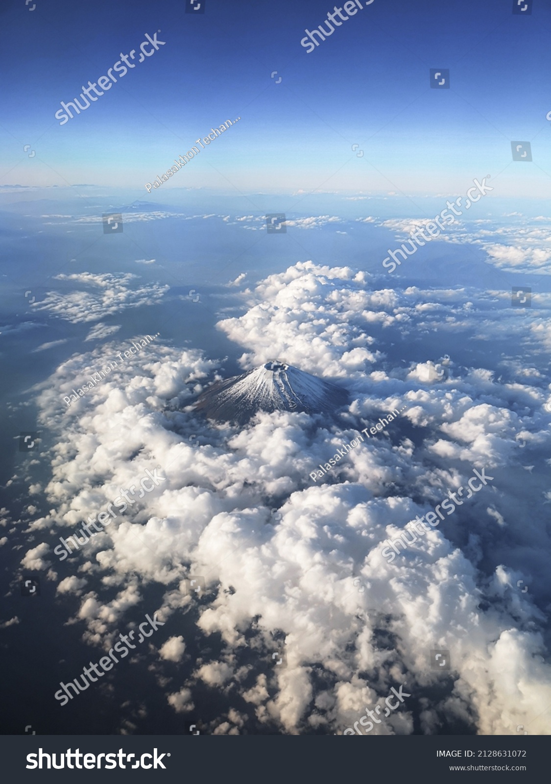 3,623 Cloudy fuji Images, Stock Photos & Vectors | Shutterstock