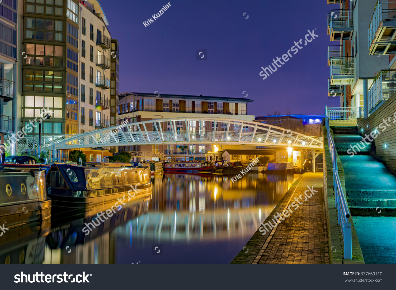 Birmingham Canals Stock Photo 377669110 : Shutterstock