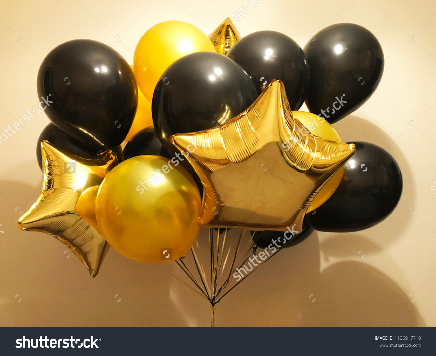 gold helium balloons