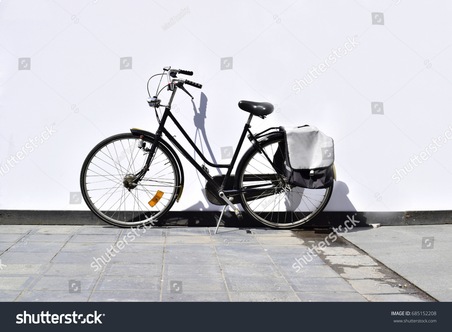 vintage black bike