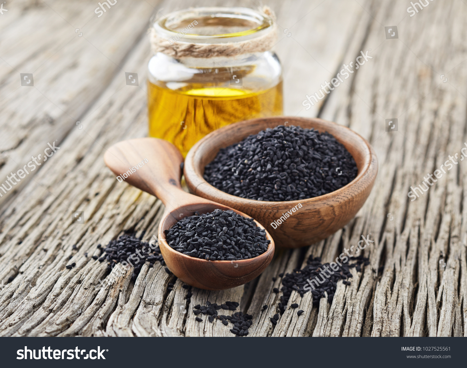 Black Cumin Oil Seeds Stock Photo 1027525561 | Shutterstock