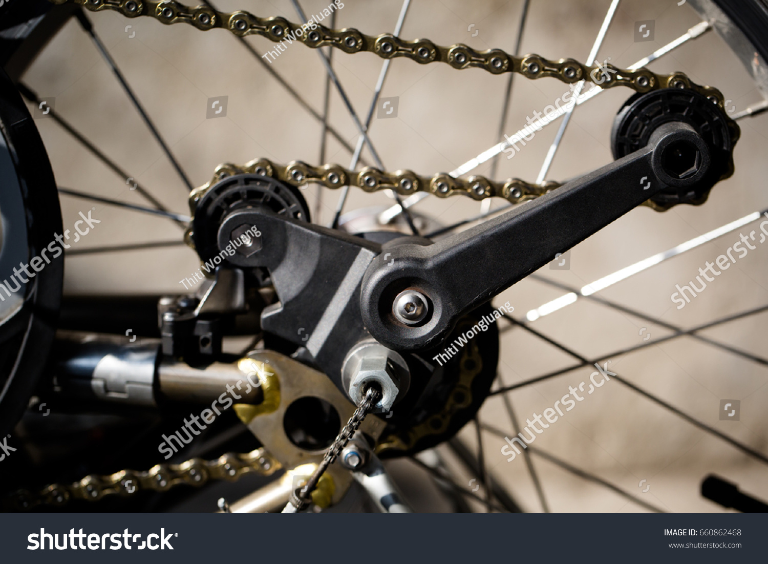 plastic bicycle chain