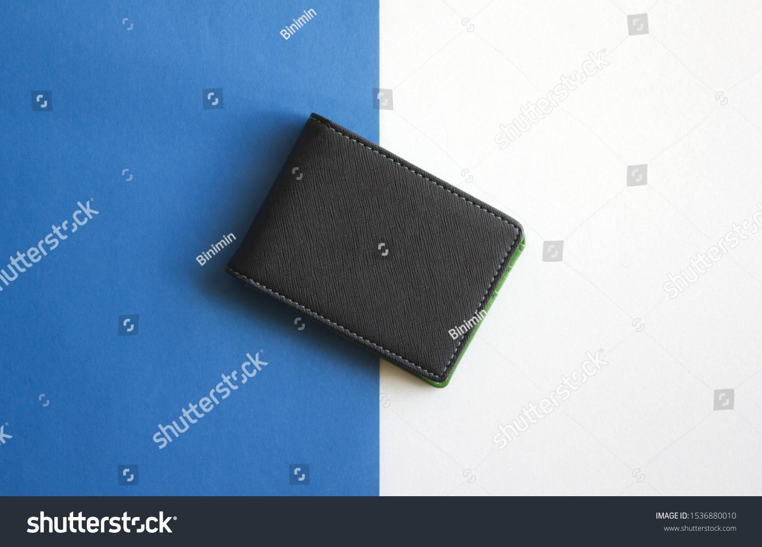 Closed wallet Images, Stock Photos & Vectors | Shutterstock