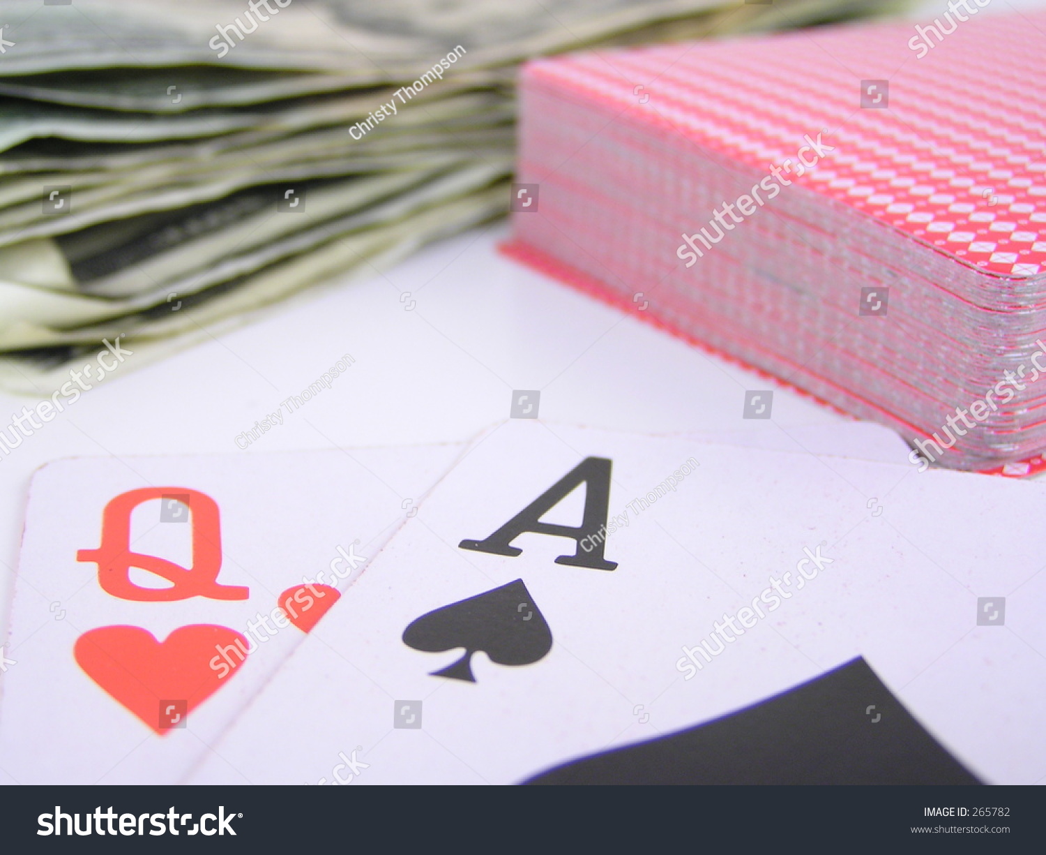 Poker queen of hearts