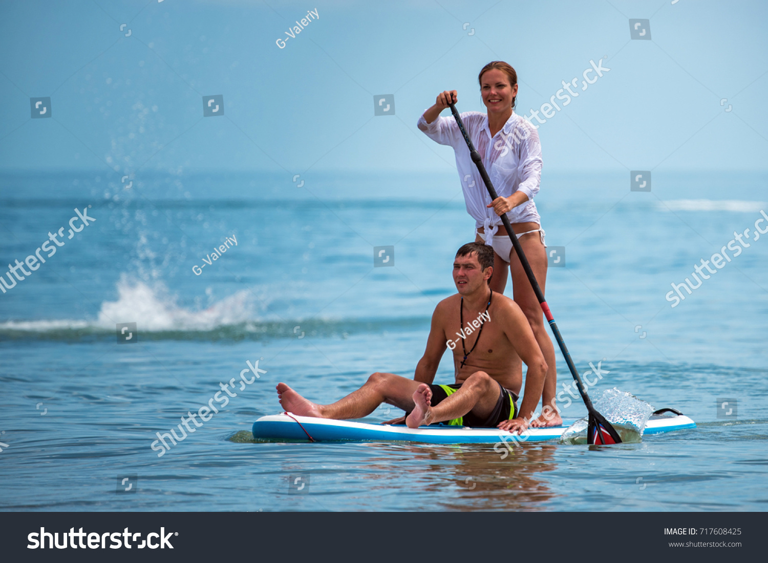 Wonderful man brought the woman to Gelendzhik Wonderful man brought the woman to Gelendzhik