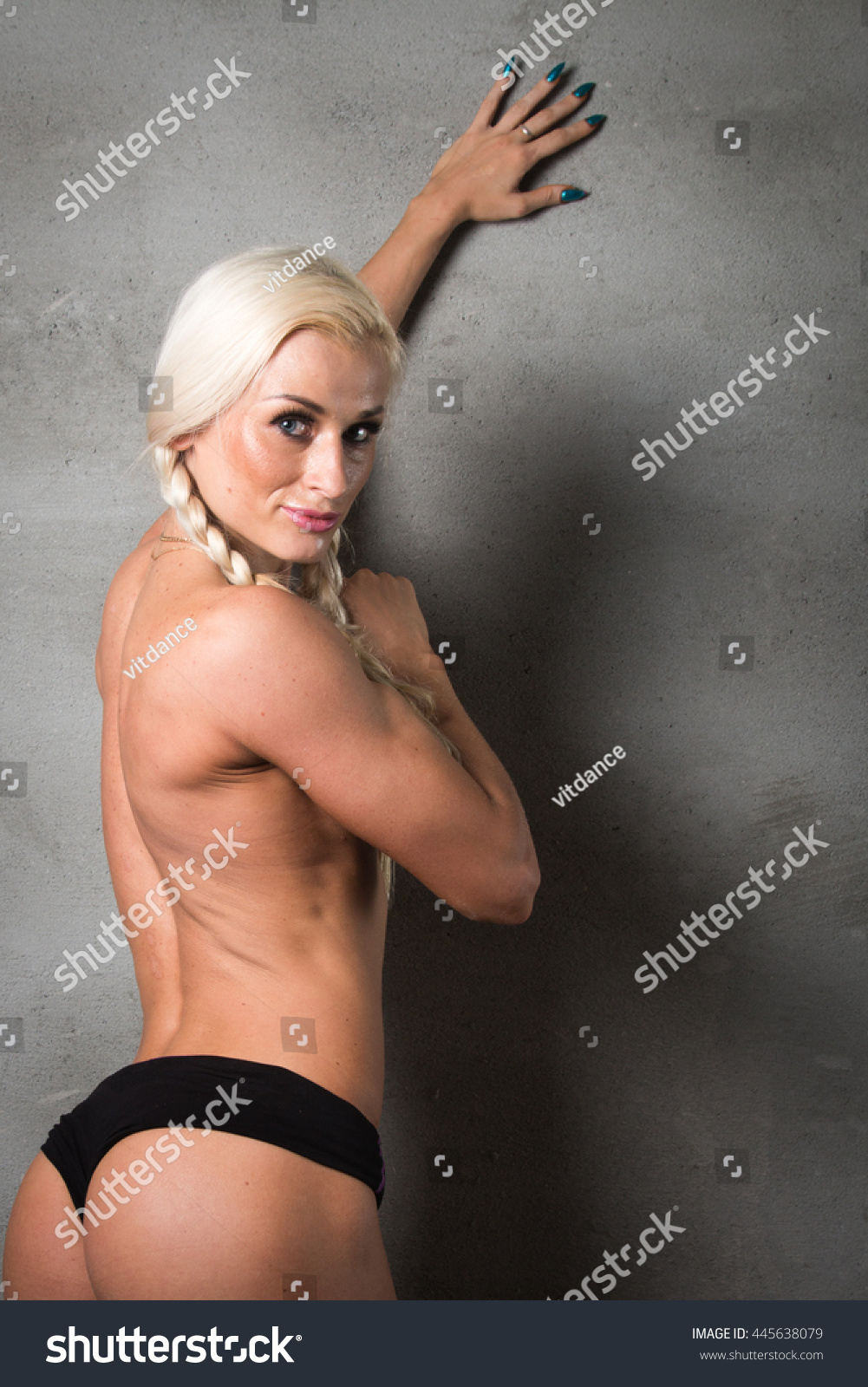 Fitness model girl tits