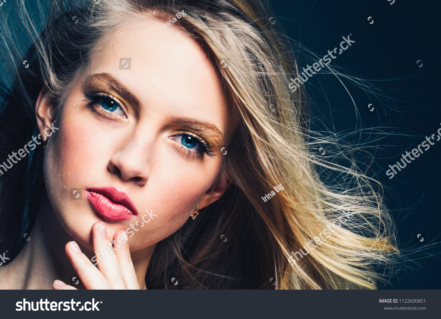Blonde Hair Woman Hot Pink Lipstick Stock Photo Edit Now 1122600851