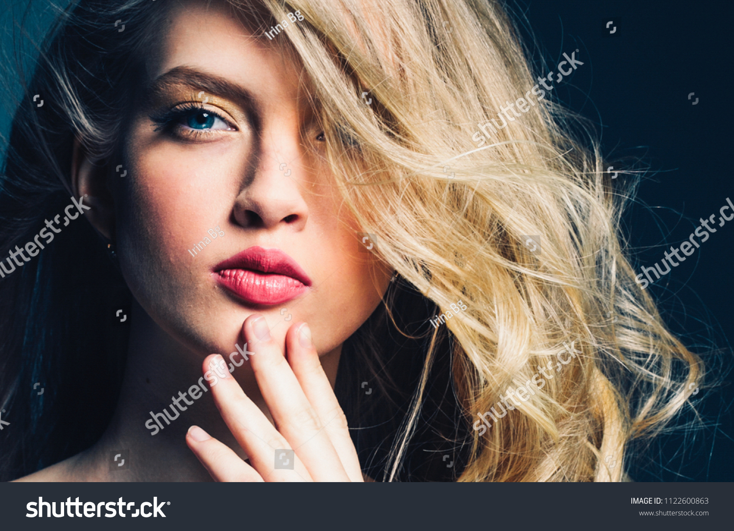 Blonde Hair Woman Hot Pink Lipstick Stock Photo Edit Now 1122600863