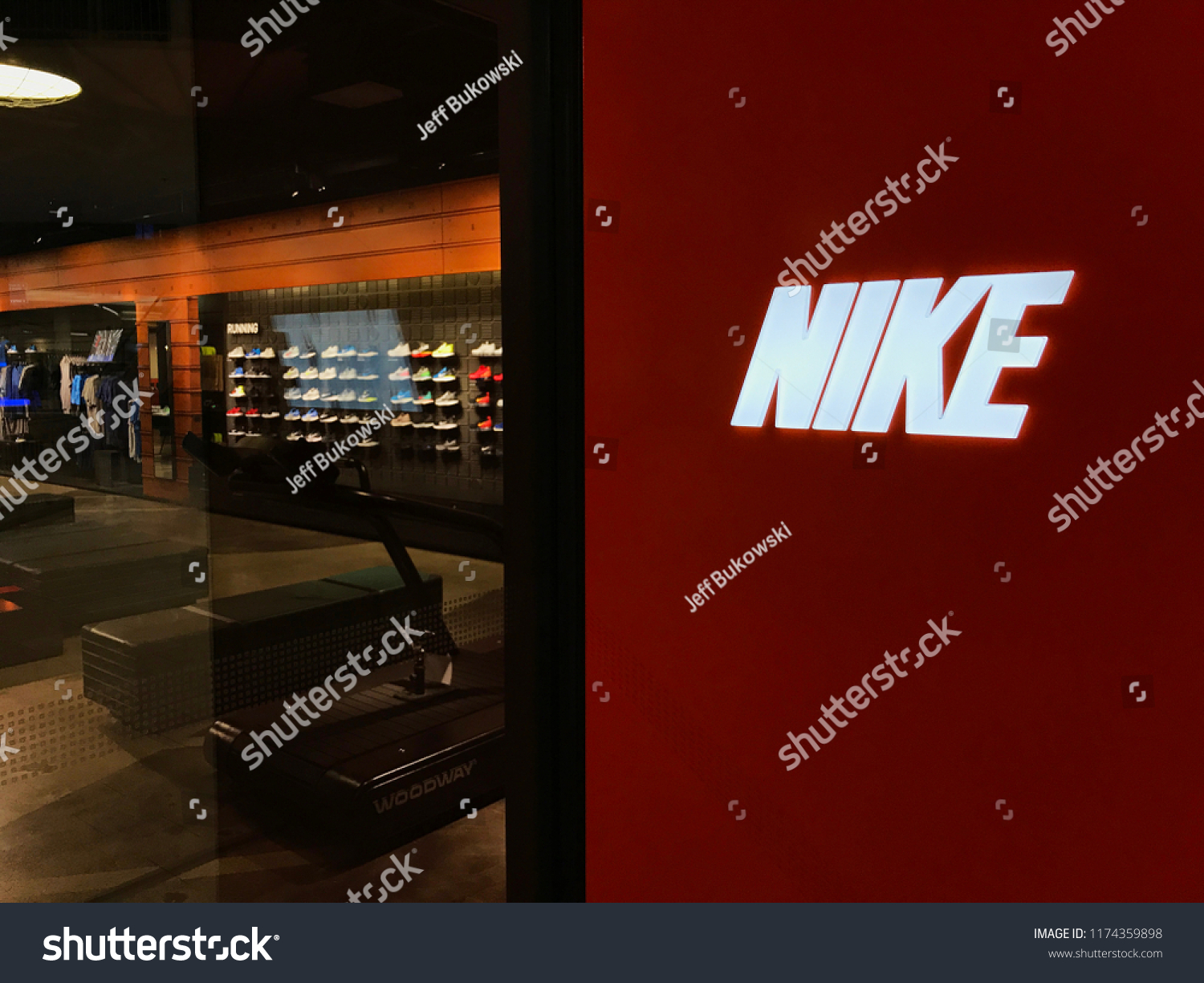 nike store at mall of america