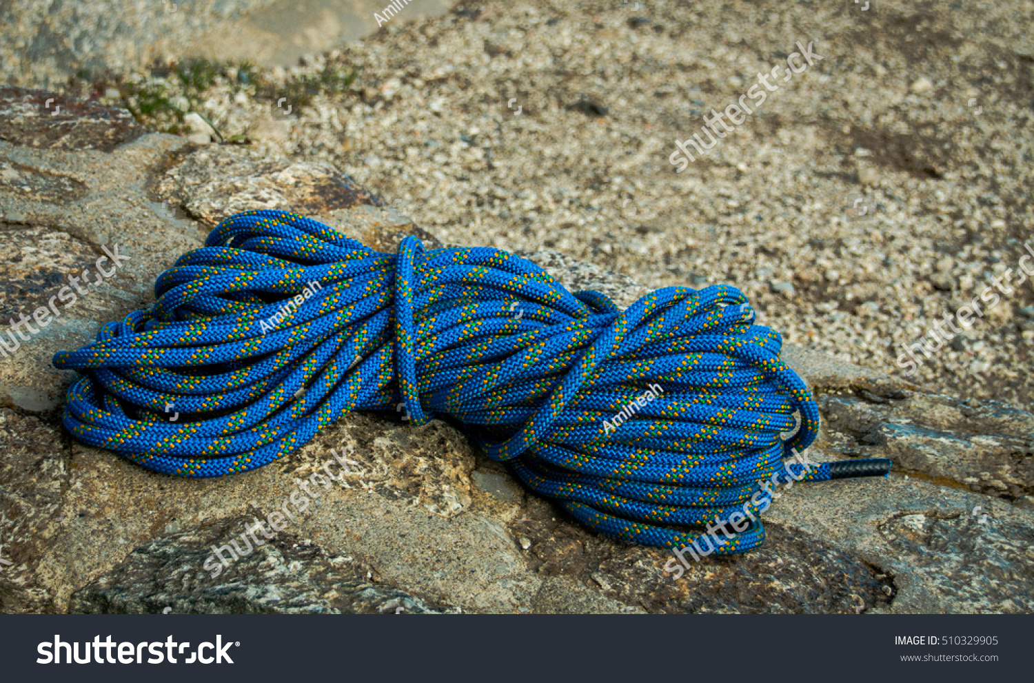 yellow climbing rope