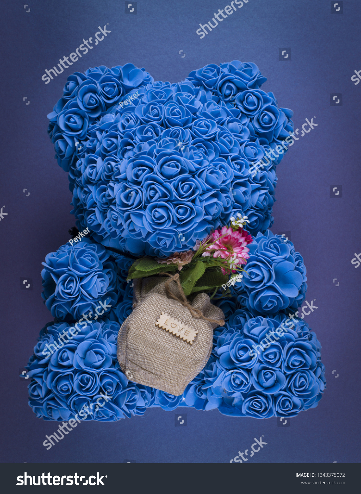blue flower bear