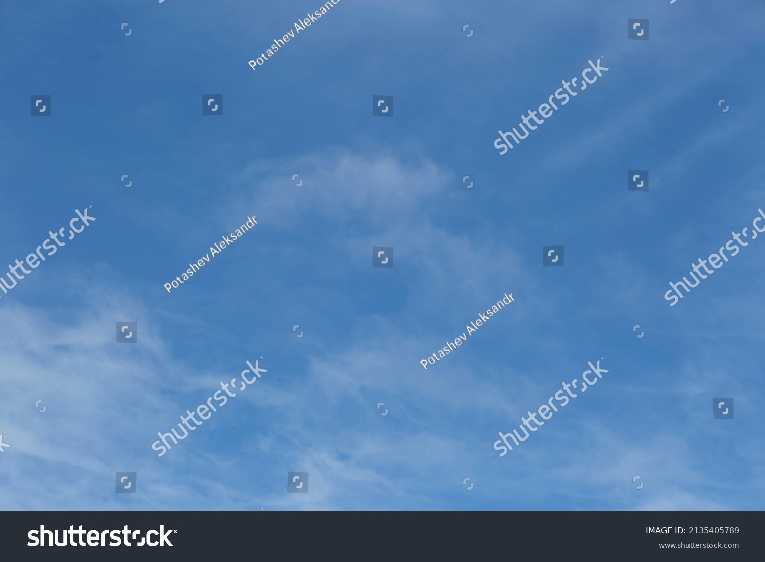 Blue Sky Background Intermittent Clouds Backgrounds Stock Photo 