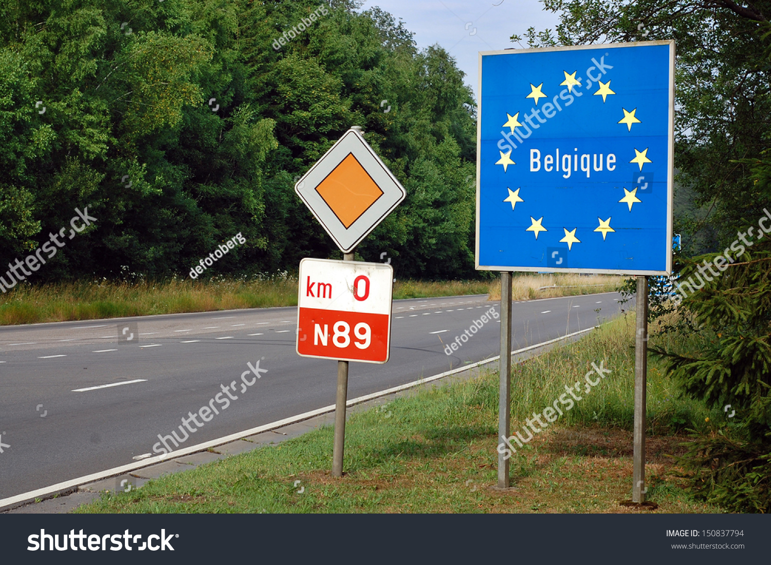Border Between France Belgium Road Sign Stock Photo 150837794 ...