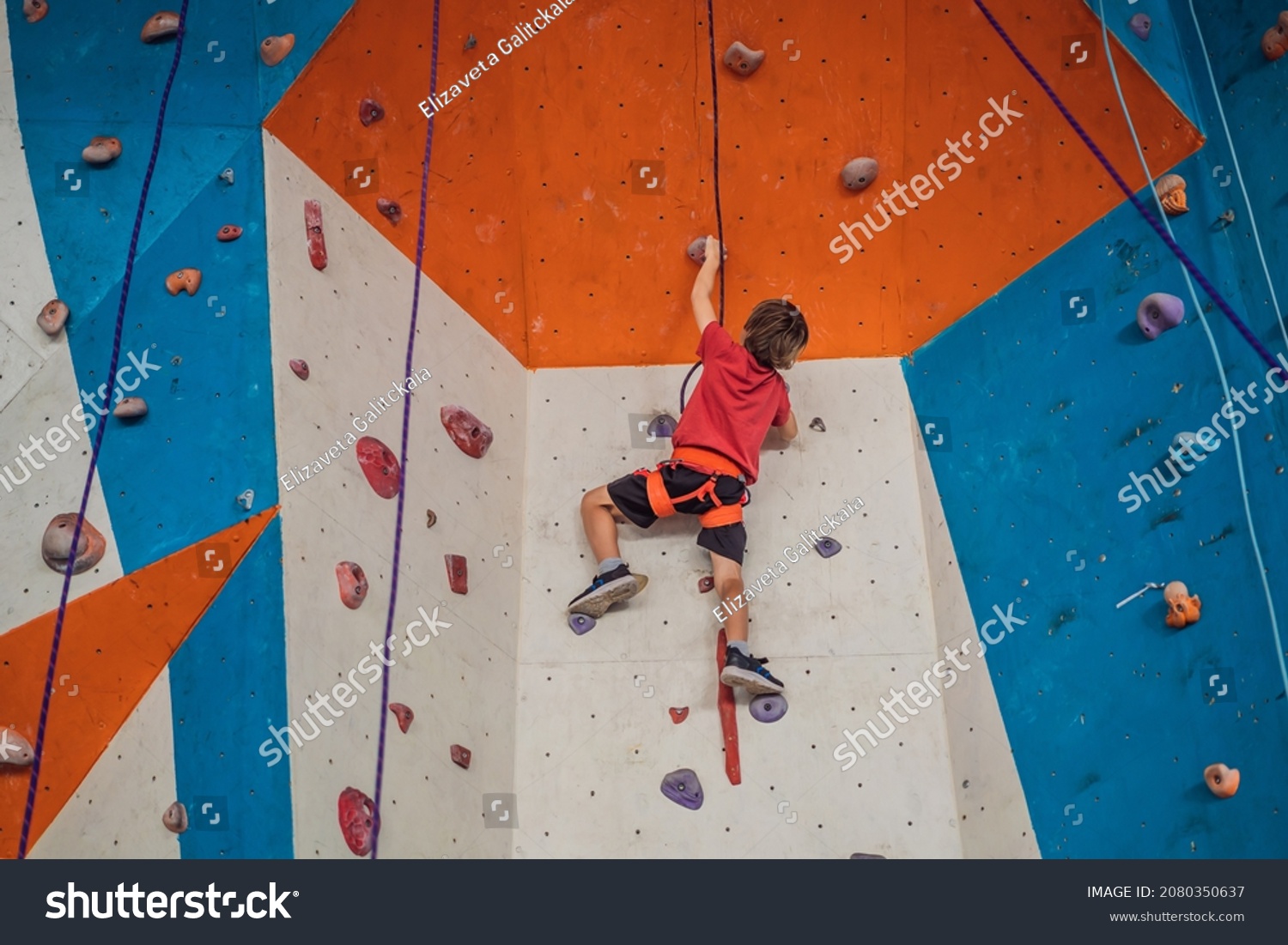 58,736 Climbing boy Images, Stock Photos & Vectors | Shutterstock