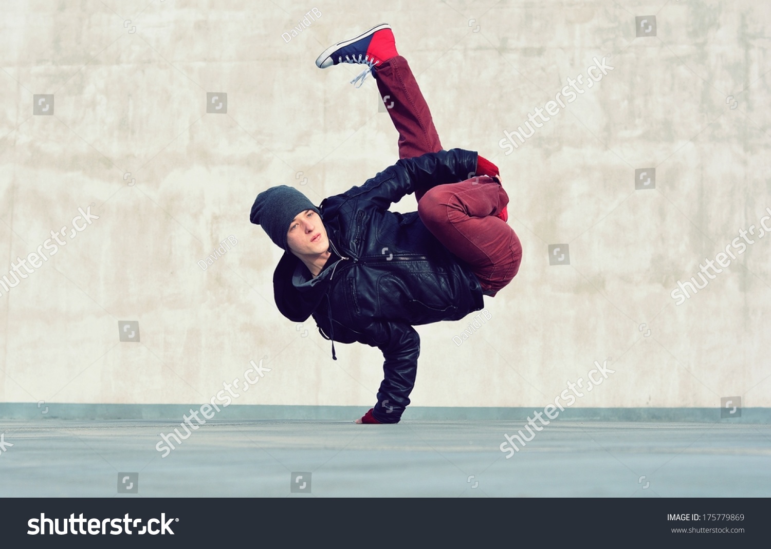 Boy Dancing On The Street Stock Photo 175779869 : Shutterstock