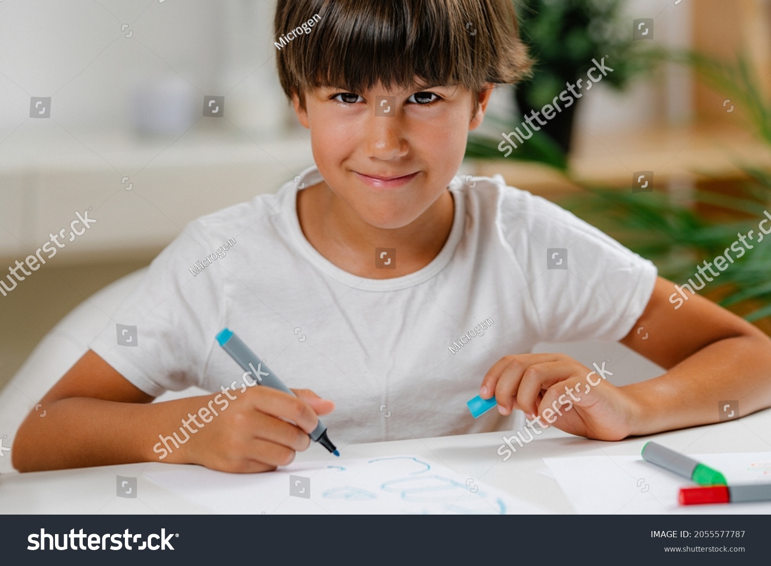 boy-writing-letters-in-a-preschool-screening-test-stock-photo-alamy