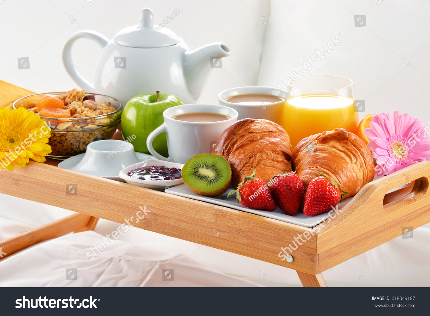 Breakfast Tray Bed Hotel Room Stock Photo 618049187 - Shutterstock