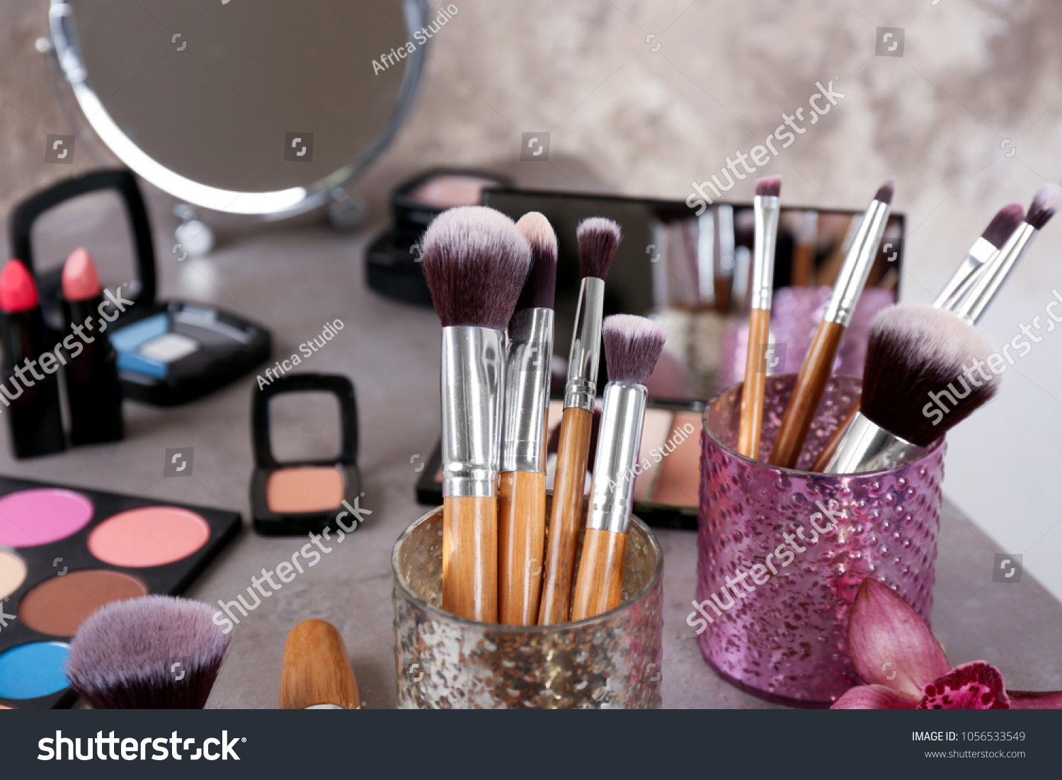 Brushes Professional Makeup Artist Decorative Cosmetics Stock
