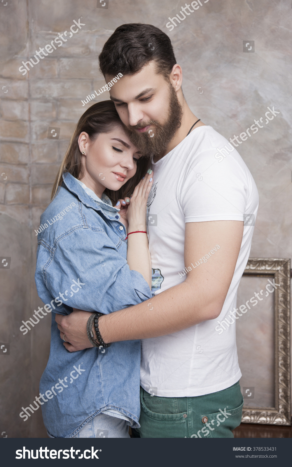 Anal Euro Brunette Bruce like fuck his friend