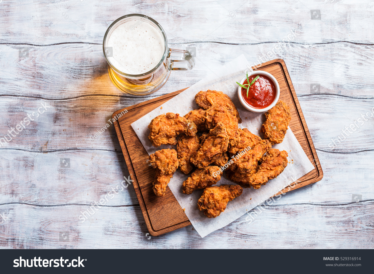 Buffalo Style Chicken Wings Served Cold Stock Photo 529316914 ...