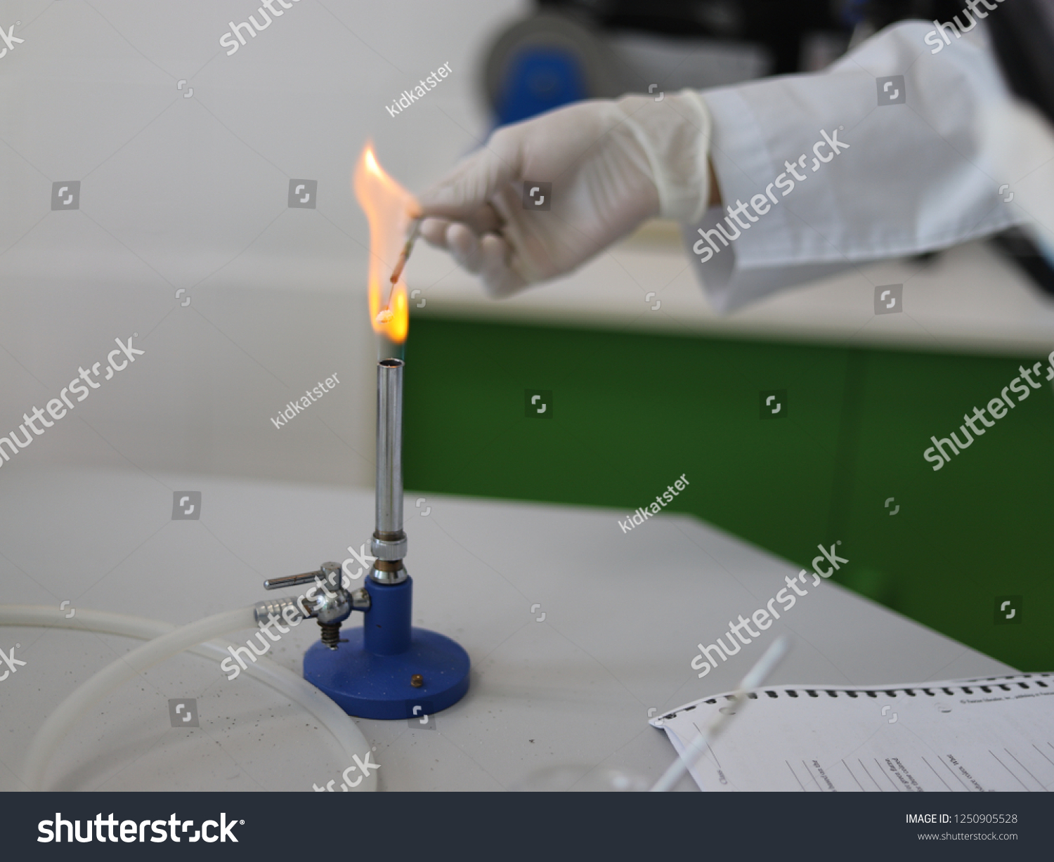 Bunsen Burner Science Experiment Chemical Reaction Stock Photo ...