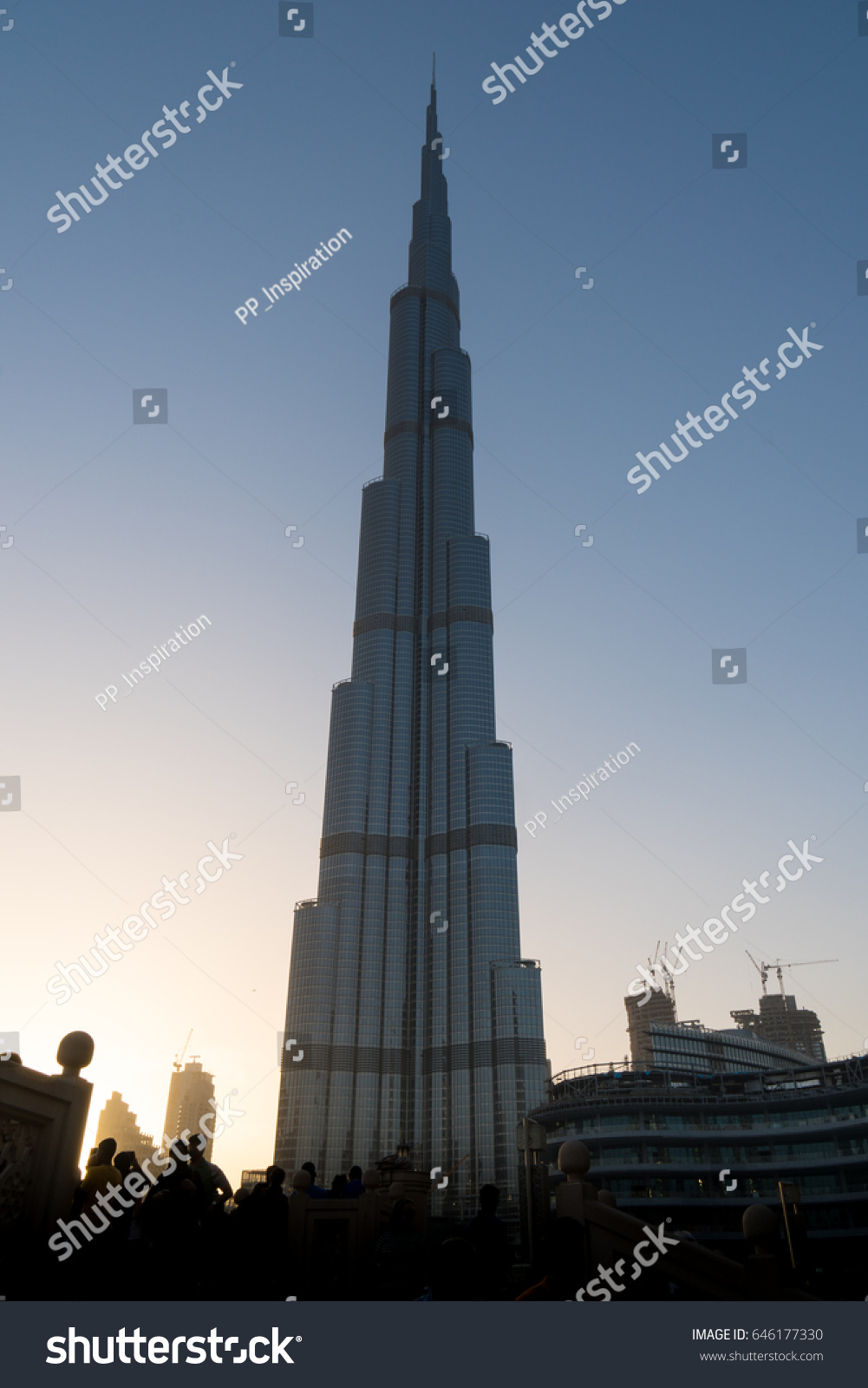 Burj Khalifa Dubai Uae April 2017 Stock Photo Edit Now