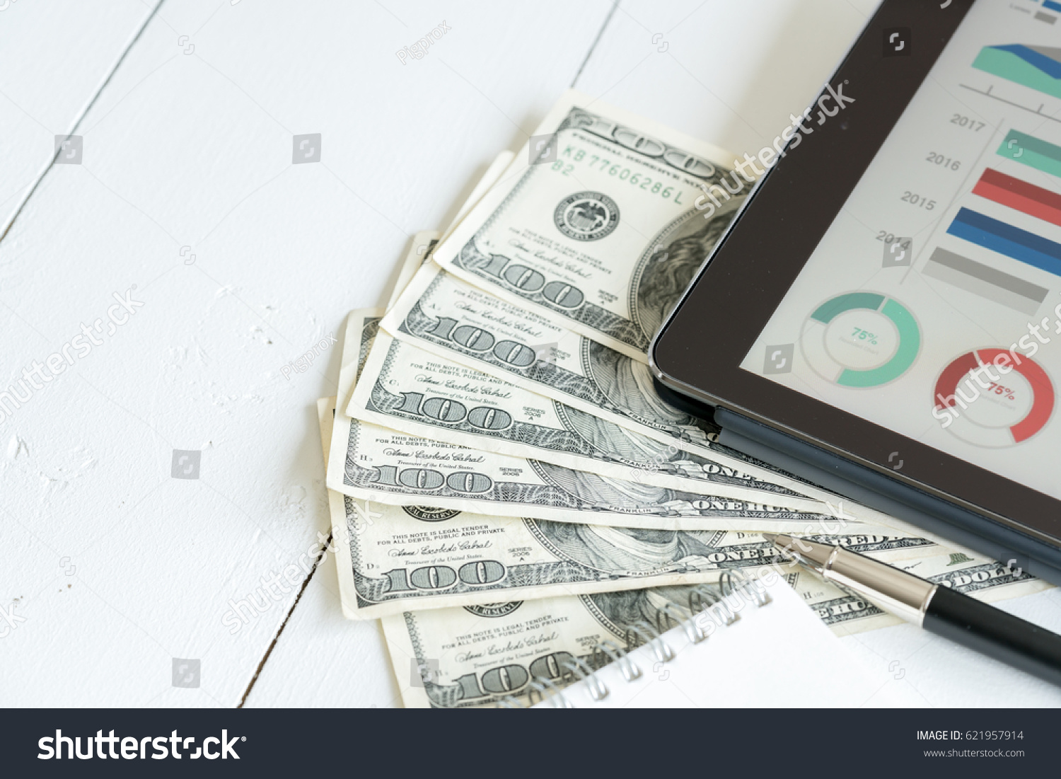 Download Business Accounting Online Payments Conceptmockup Money Stock Photo Edit Now 621957914