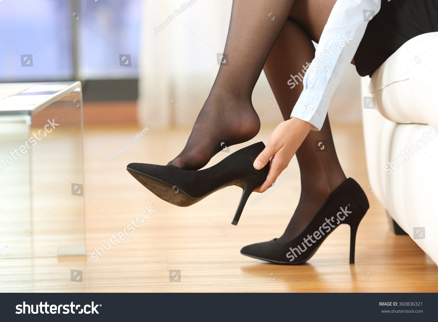 Woman Legs Stockings Taking 480 Ảnh Vector Và Hình Chụp Có Sẵn