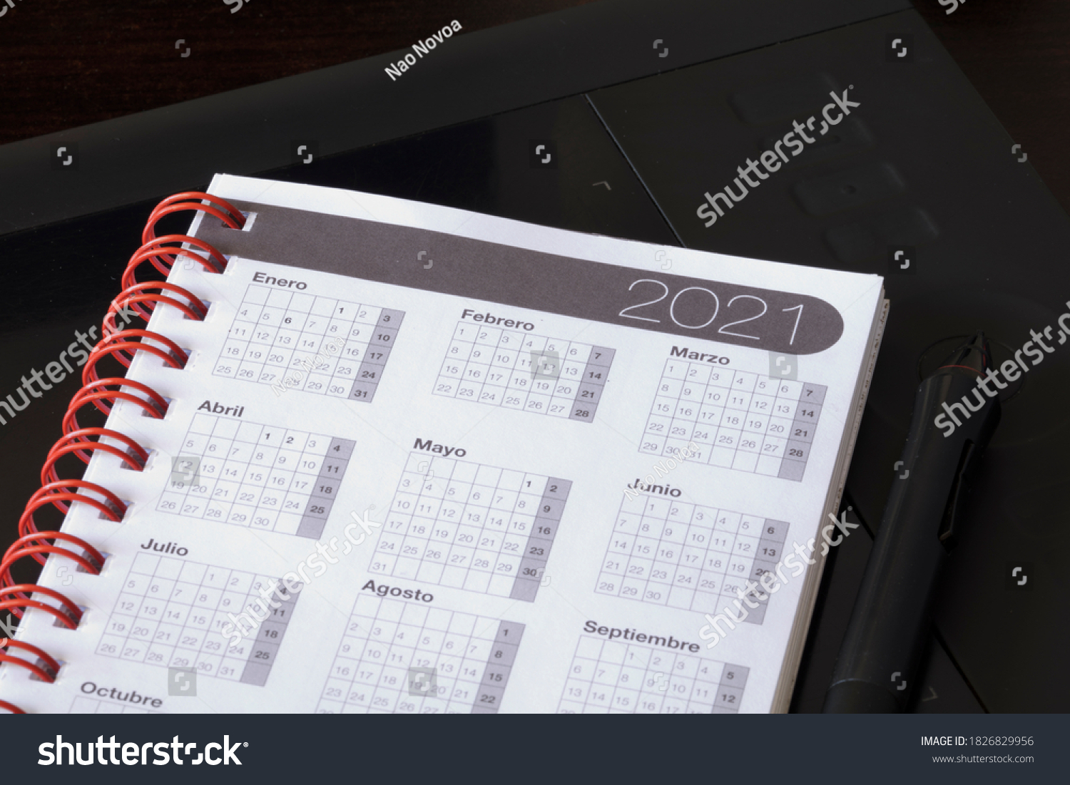 1 Escritorio foto Images, Stock Photos & Vectors | Shutterstock