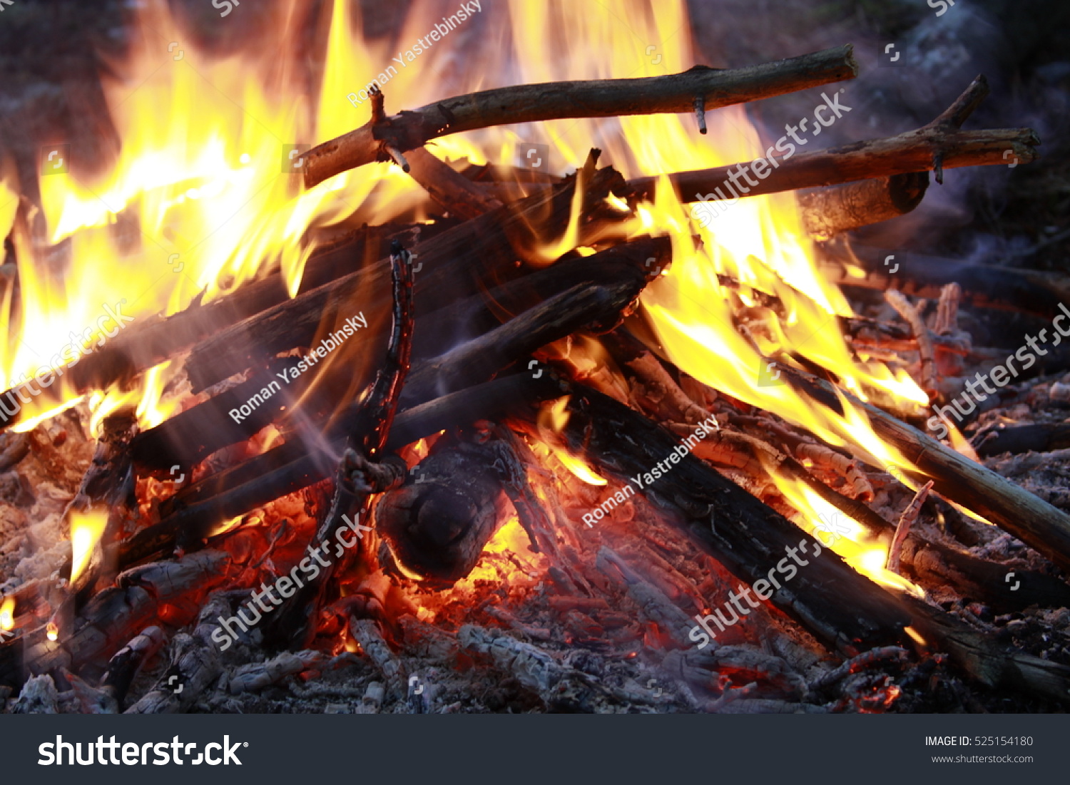 Camping Fire Wood Stock Photo 525154180 - Shutterstock